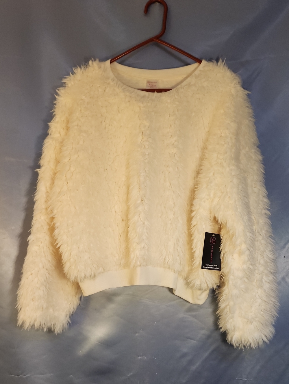 NWT Fluffy Faux-Fur Cream Women's Sweater Sz XL (15-17)